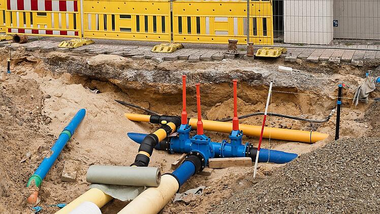 Gasleck, Gasleitung, Erdgas, Energieversorgung, Sanierungsarbeiten, Gas- und Wasserversorgung, Baustelle, Bauarbeiten, Sperrung