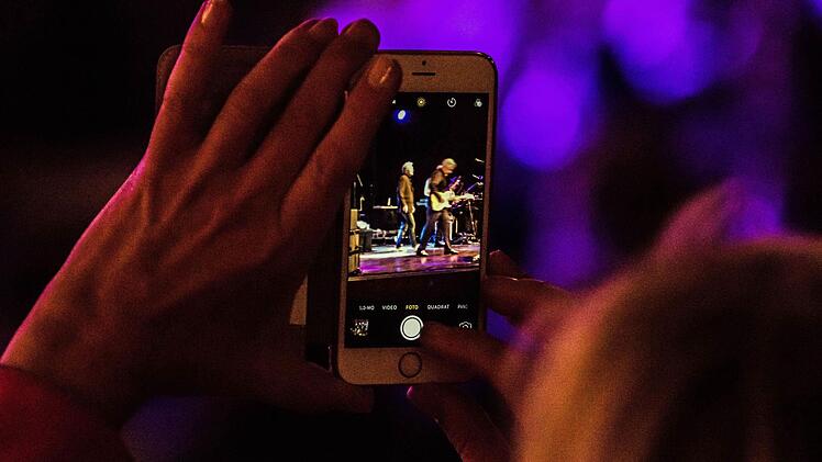 Manfred Mann und seine Earth Band begeisterten ihre Fans beim Gastspiel im Coburger Kongresshaus. Foto: Jochen Berger
