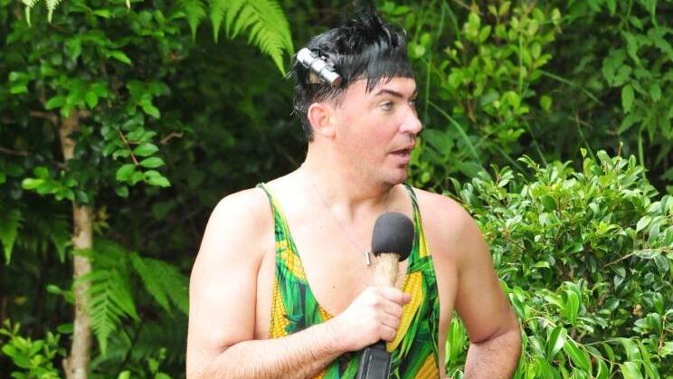 Mangiapane mit dem Mais-Badeanzug. Foto: RTL