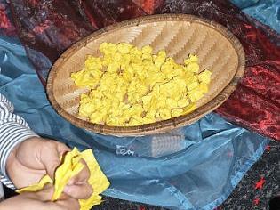 Fürbittzettel im Popcorn-Format  Foto: Marion Eckert