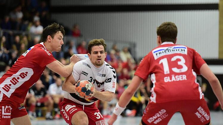 Mittelmann Krisztian Galli (rechts) gibt im Heimspiel des HSC Bad Neustadt gegen die HSG Hanau an diesem Samstag möglicherweise sein Comeback im Trikot der Rotmilane. Foto: Anand Anders