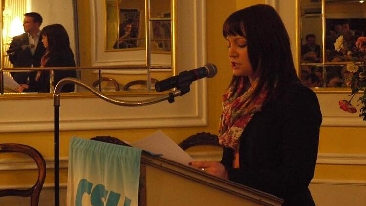 JU-Kreisvorsitzende Kerstin Nestrojil empfiehlt sich für den Bezirk.