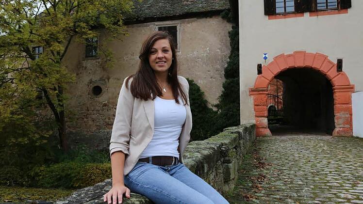 Kerstin empfing uns im heimischen Burghof. Foto: Barbara Herbst
