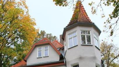 Am Marienberg 2 wurde ein Gebäude mit Türmchen von Eigentümer Guido Jochum neu hergerichtet. Foto: Katja Nauer