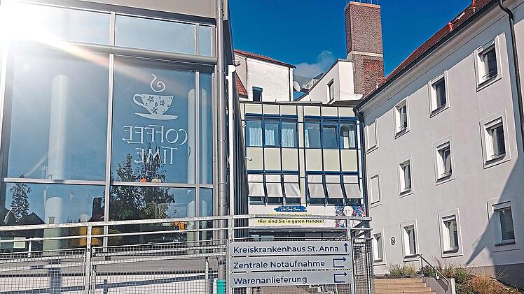 Die neuesten Zahlen f&uuml;r den j&auml;hrlichen kommunalen Finanzausgleich bescheinigen dem Landkreis ein h&ouml;heres Haushaltsdefizit, doch das Krankenhaus St. Anna in H&ouml;chstadt wirtschaftet solide. Sandra Buchwald