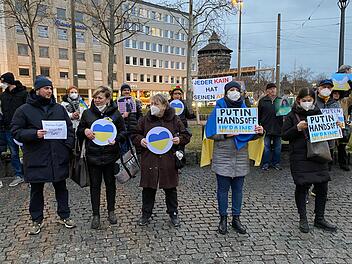 Russland-Ukraine-Konflikt: Protest vor russischer Botschaft in Nürnberg