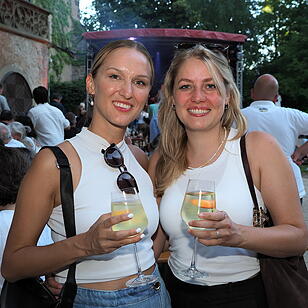 Das Fest fand im Schlosspark statt.