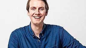 Jonas Greiner befindet sich &bdquo;Auf Augenh&ouml;he&ldquo;.