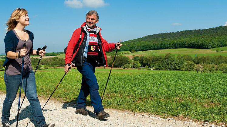 Die Wanderwege um Kasendorf soll wieder der Arbeitstrupp des Naturparks Fränkische Schweiz instand setzen, damit sie weiter so gepflegt wie der auf diesem Symbolfoto sind.Archiv