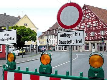 Ein Abschnitt der Heiligkreuzstraße (im Hintergrund) ist aktuell für den Verkehr gesperrt. Fotos: Rebecca Vogt