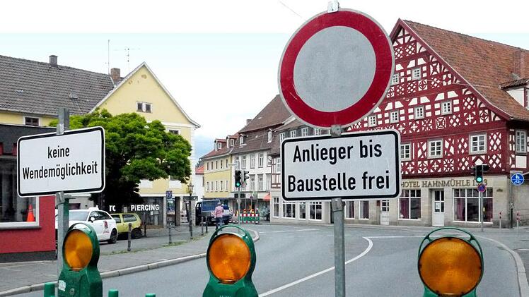 Ein Abschnitt der Heiligkreuzstraße (im Hintergrund) ist aktuell für den Verkehr gesperrt. Fotos: Rebecca Vogt