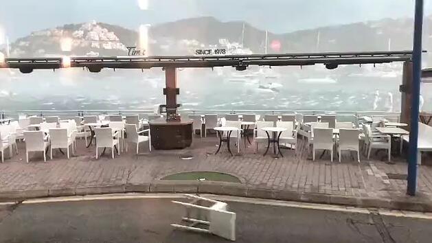 Europ&auml;ische Urlaubsparadiese von starken Unwettern zerst&ouml;rt