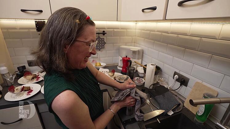 Daniela (53) k&auml;mpft mit ihrem Shaker.