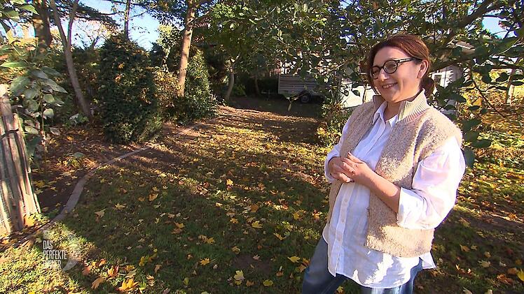 In der l&auml;ndlichen Natur mit gro&szlig;em Garten und H&uuml;hnern f&uuml;hlt sich Lilia einfach wohl.