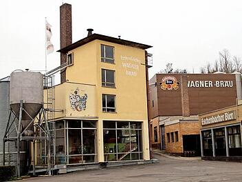 Blick auf die "Eschenbacher Privatbrauerei Wagner" am Dorfplatz von Eschenbach. Fotos: Günther Geiling