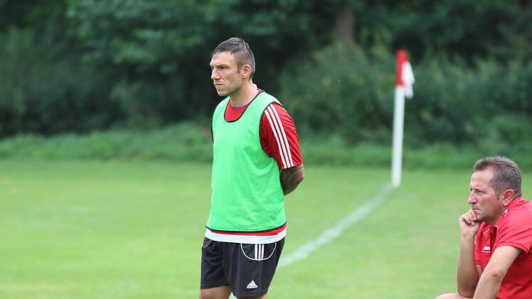 FSV-Trainer mit DFB-A-Lizenz: Tobias Burger  Ralf Naumann