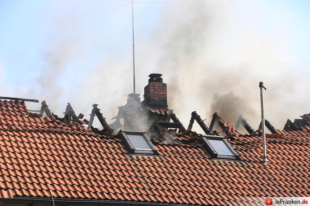 Wohnhaus brennt in Priesendorf