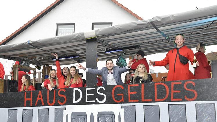 Eindrücke vom Stralsbacher Faschingszug. Foto: Peter Klopf
