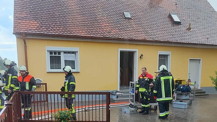 Notrufe in Frensdorf: Massive Gewitterzelle sorgt f&uuml;r mehrere Eins&auml;tze