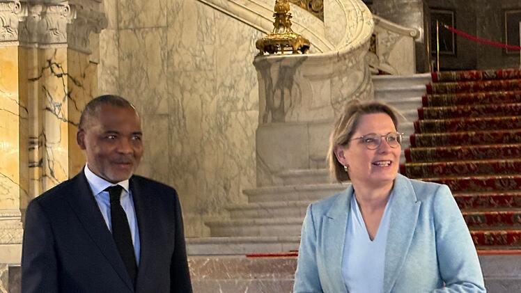 Bundesjustizministerin Hubig in Den Haag