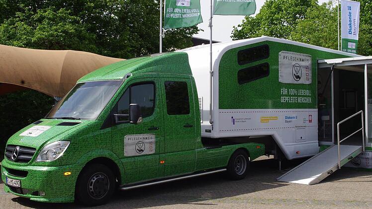 Der grüne Pflegetruck Foto: Heike Schülein
