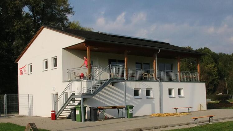 Das neue TSV-Sportheim an der Oberauer Straße in Bad Staffelstein.Matthias Einwag
