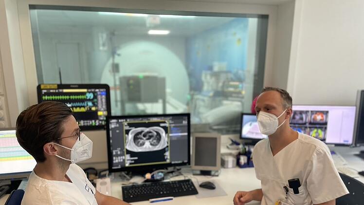 Uni-Klinikum Erlangen: Corona-Infektion bei jungen Patient*innen - Studie zeigt Spätfolgen