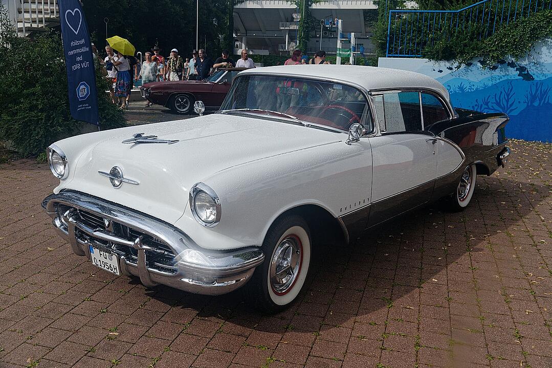 Alte Musclecars, Straßenkreuzer, US-Cars und vieles mehr!