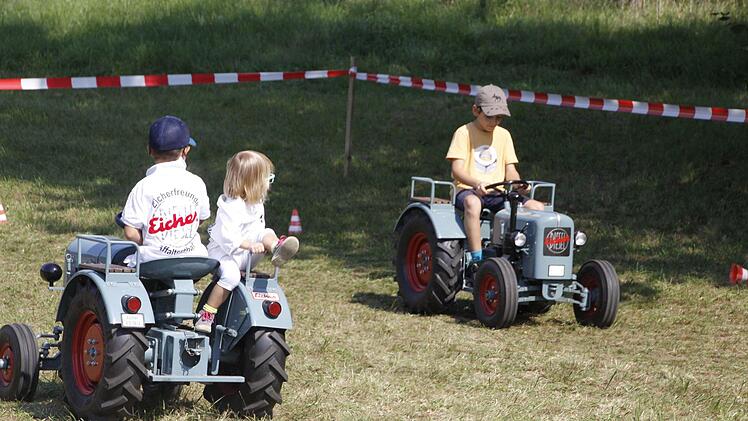Eicher für Kinder mit eigenem Antrieb Foto: Reinhard Löwisch