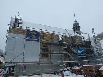 Die eingerüstete Stadtkapelle  von Waischenfeld Foto: Thomas Weichert