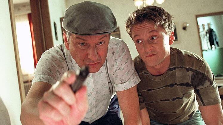 Stefan Becker wurde ab der sechsten Staffel von Andreas Gergen (rechts) gespielt. Es blieb sein einziger Auftritt im Fernsehen.