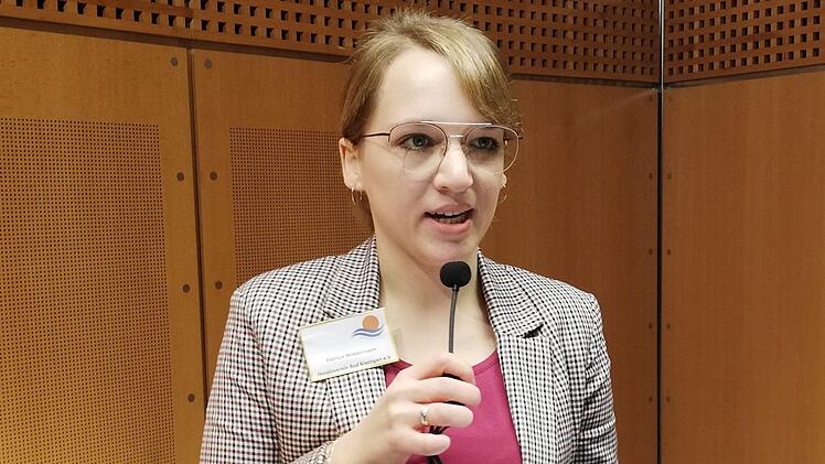 Die mit Abstand jüngste Bad Kissinger Hospizbegleiterin ist die 27-jährige Patricia Middermann. Foto: Sigismund von Dobschütz