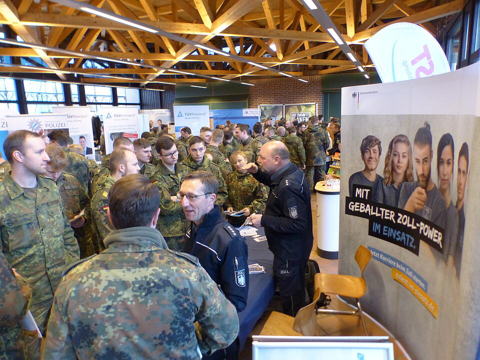 Jobmesse der Bundeswehr