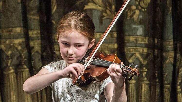 Lisa Cogan musizierte eine Polonaise.Foto: Jochen Berger