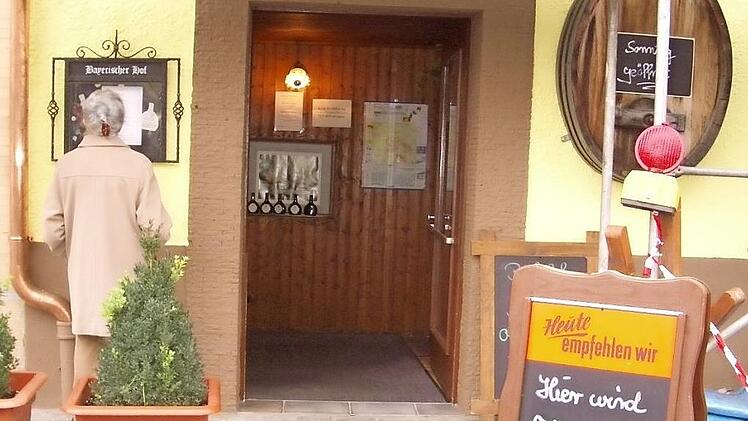 "Hier wird Fränkisch gekocht": So warb das Gasthaus "Bayerischer Hof" 2004. Foto: Panzer (Archiv)