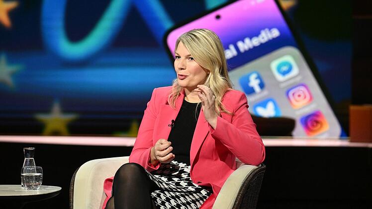 "Selbst ein gefühlter Verlust von Meinungsfreiheit hat reale Auswirkungen auf die Politik und auf unsere Gesellschaft", so die Journalistin Annett Meiritz.