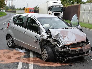 Am Berliner Ring in Bamberg hat sich am Mittwochabend ein Unfall ereignet. Foto: Ronald Rinklef