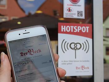 Wer beim Café von "Der Beck" etwas kauft, darf zwei Stunden lang kostenlos surfen.  Foto: Lena Alt