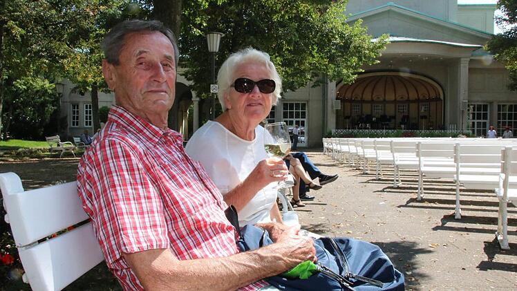 Ludwig und Theresa Allgäuer aus München besuchten zum ersten Mal Bad Kissingen. Nach drei Wochen steht fest: "Wir kommen wieder." Foto: Ralf Ruppert