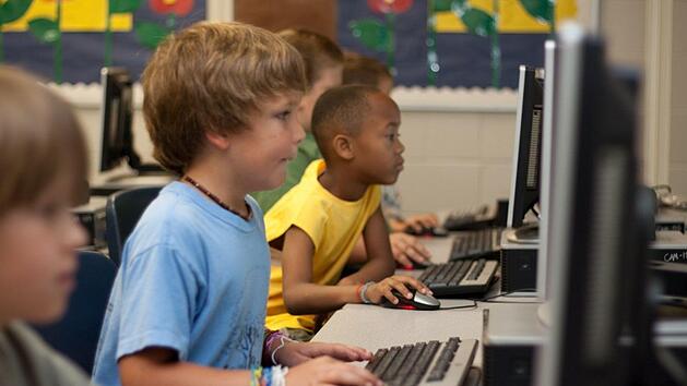 Beeinflusst das Internet unsere kognitiven Fähigkeiten? Eine aktuelle Studie hat sich damit auseinandergesetzt. Symbolfoto: cherylt23/pixabay.com