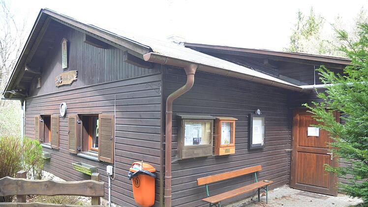 Die Arnoldhütte, beliebtes Ausflugsziel auf dem Muppberg, steht wieder für eine Verpachtung zur Verfügung. Fotos: Rainer Lutz