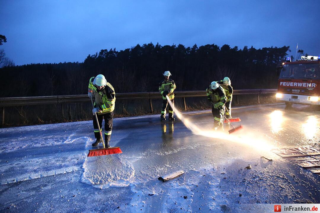 Milchlaster verunfallt auf der A70