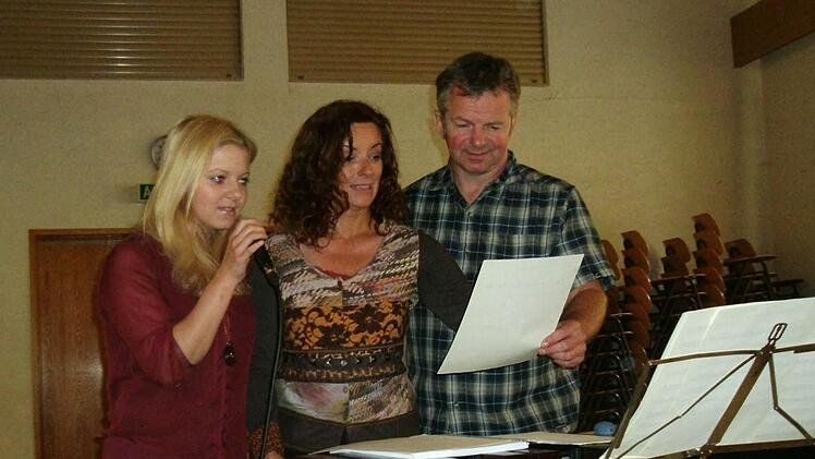 Künstlerisch ambitionierte Familie: Helena, Marion und Hans-Jürgen Beyer.