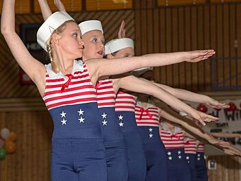 Preisgekrönt: Die Kindertanzgruppe der Bad Rodacher City Dancers bei ihrem Auftritt in Weidhausen. Fotos: kag