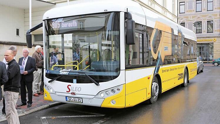 Umweltfreundlich und ohne laute Motorengeräusche - der in Bamberg getestete Elektrobus "TCV Sileo" Fotos: Barbara Herbst