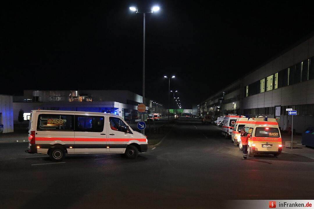 Ammoniakaustritt bei Automobilzulieferer in Schweinfurt - zwölf Verletzte