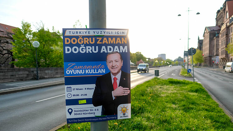 Erdogan-Wahlplakate auf deutschen Straßen - Nürnberg genehmigt 25 Plakate