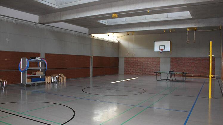 Die Turnhalle.
