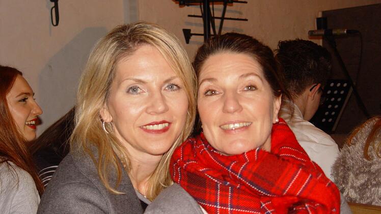 Andrea Zeiger und Brunhilde Zeier-Janssen vom Arbeitskreis. Foto: Brigitta Kempe-Wolf