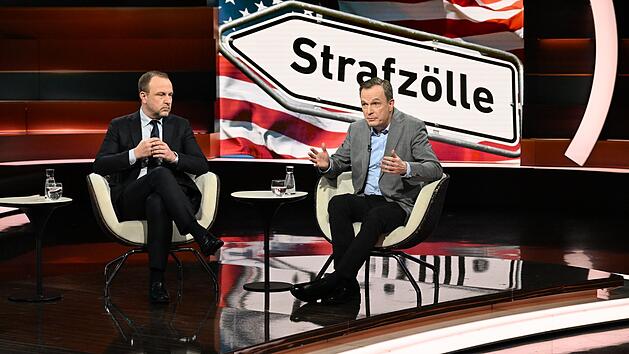 Bei "Markus Lanz" fand der &Ouml;konom Jens S&uuml;dekum klare Worte und sprach von einer gezielten Erpressung seitens des US-Pr&auml;sidenten.